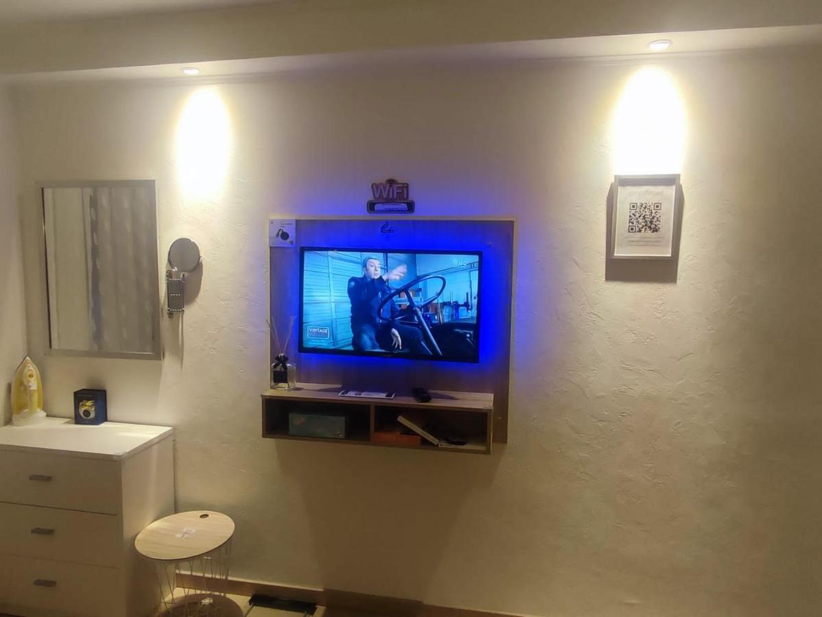 Hebergement Au Bercail Beaumont-sur-Sarthe Ngoại thất bức ảnh