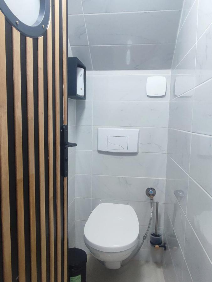 Hebergement Au Bercail Beaumont-sur-Sarthe Ngoại thất bức ảnh